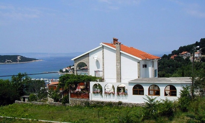 Kampor Apartment | Three bedroom apartment with terrace and sea view Kampor, Rab (A-14998-a)