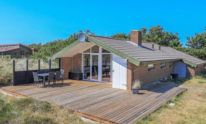 Klegod Strand House | Three-Bedroom Holiday home in Ringkøbing 1
