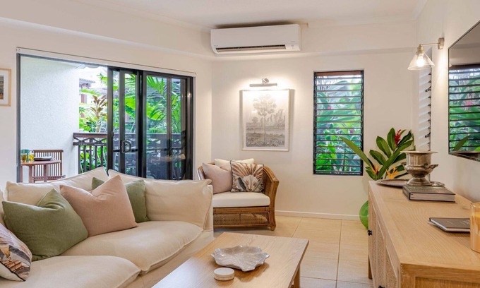 Port Douglas Apartment | THREE Style | Holiday Your Way!