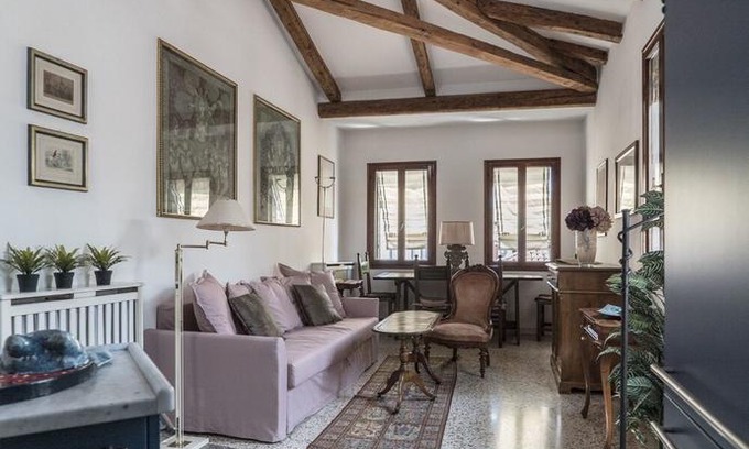 Santa Croce Apartment | Three terraces