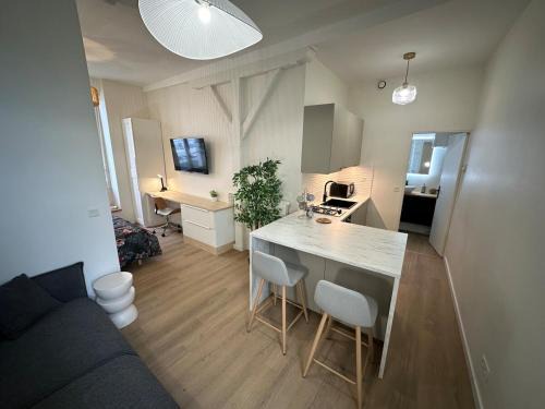 Vannes Apartment | TiBZH, Vannes centre, Entrée privative