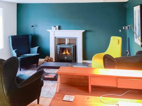 Breakish House | Tigh An Dun