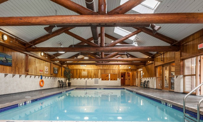 Regional District of Nanaimo Resort | Tigh-Na-Mara Seaside Spa Resort