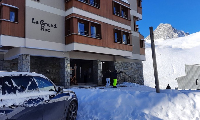 Val Claret Apartment | TIGNES Val Claret- Quiet small building- From SUNDAY to SUNDAY