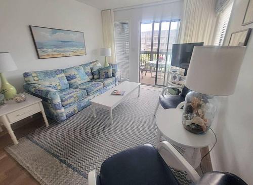 Ocean Drive House | Tilghman Beach and Racquet Club 150
