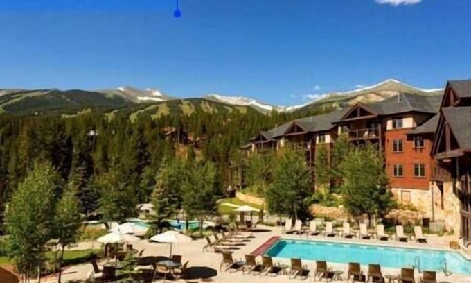 Four O'Clock Hotel | Timber Lodge, Hot Tub, Spa, Pool, Ski-In/Out
