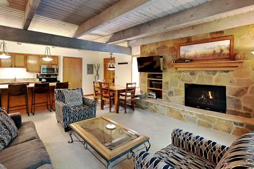 Snowmass Village House | Timberline Condominiums 2 Bedroom Deluxe Unit A2H