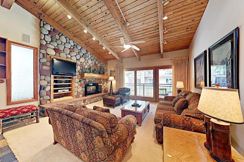 Snowmass Village House | Timberline Condominiums 2 Bedroom plus Loft 3 Bath Deluxe Unit B3H