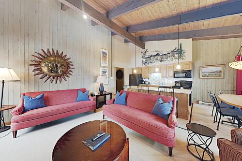 Snowmass Village House | Timberline Condominiums 3 Bedroom Standard Unit D3A