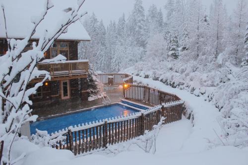 East Kootenay Apartment | Timberline Lodges by Fernie Lodging Co