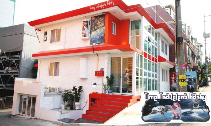 Sinchon-dong Hotel | Time Travelers Party Hostel in Hongdae