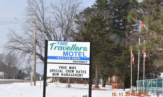 Petawawa Hotel | Time Travellers Motel