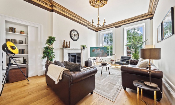 Glasgow Westend Apartment | Timeless 5 Bed Duplex Flat