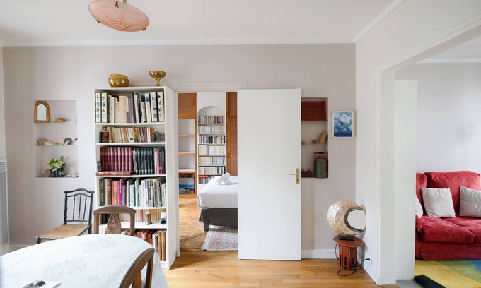 11th Arrondissement Apartment | Timeless Harmony