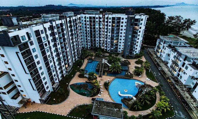 Kuantan Hotel | TimurBay Beach Resort by SubHome