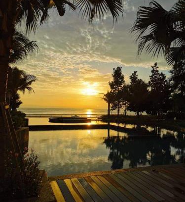 Kuantan Apartment | Timurbay by Dfamilia, ground floor suite with easy access to the pool and beach