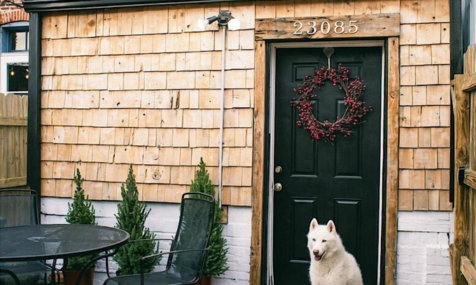 Gravois Park Apartment | Tiny Cozy Cottage in a Big City Park Free