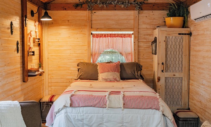 Granbury Cabin | Tiny Farmhouse on 4 Acres near Downtown Granbury