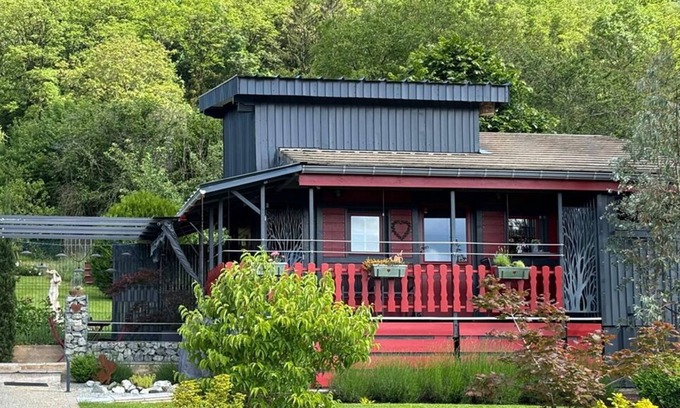 Echenoz-la-Meline Ski Chalet | Tiny House LE Chalet
