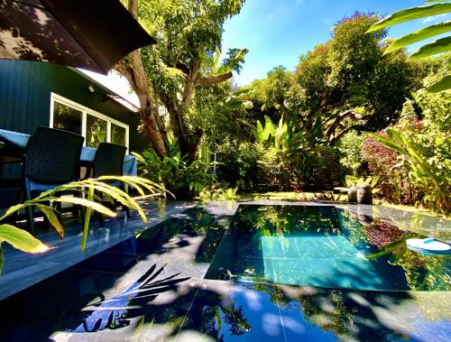 Punaauia House | Tiny house with pool near Vaiava beach