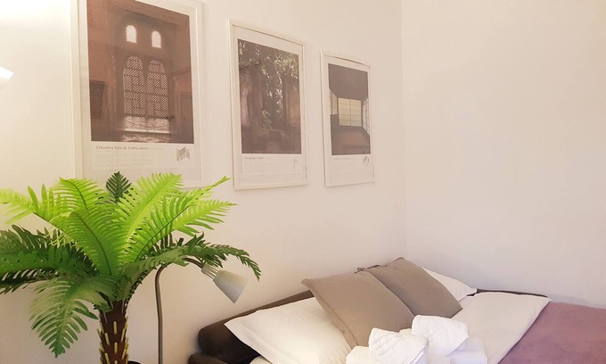 Chinatown Apartment | Tiny studio with AC and WiFi in fabulous Milano