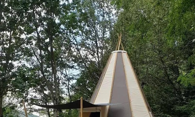 Laussac Cabin | Tipi home 34m2 (3 Schlafzimmer) ohne Toiletten 5 Personen