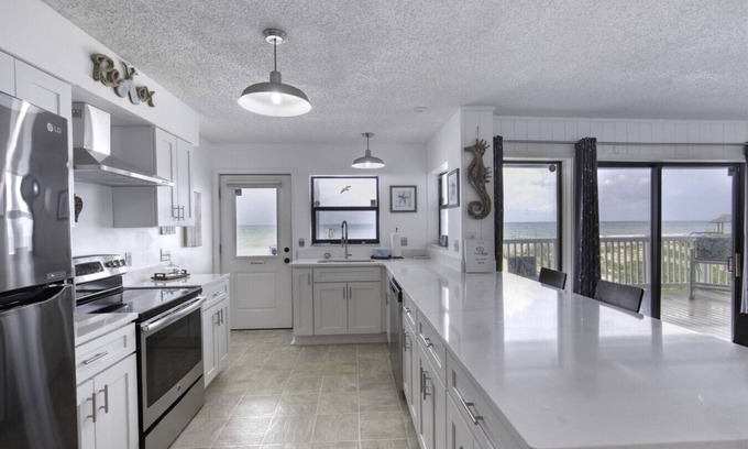 Palm Coast House | Tipsy Turtle & Funky Pelican Massive Oceanfront