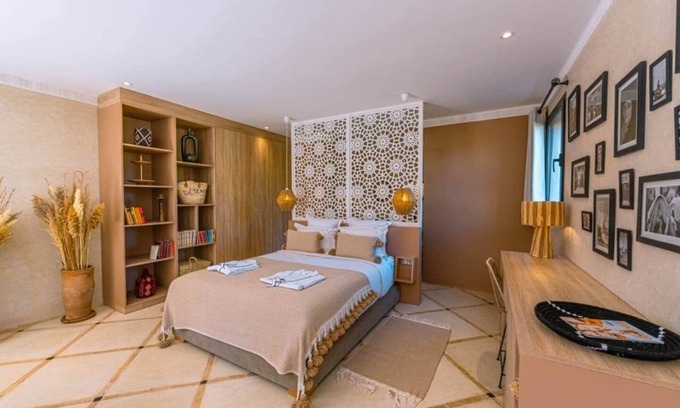Assouel House | To complete