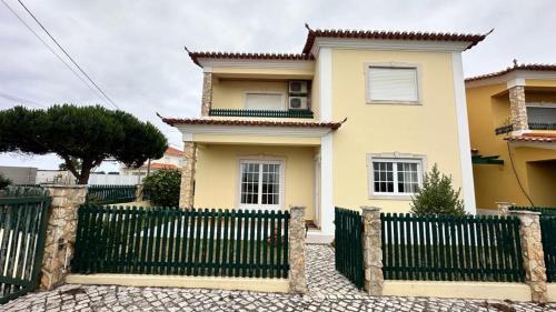 Torres Vedras House | Toca dos Coelhos