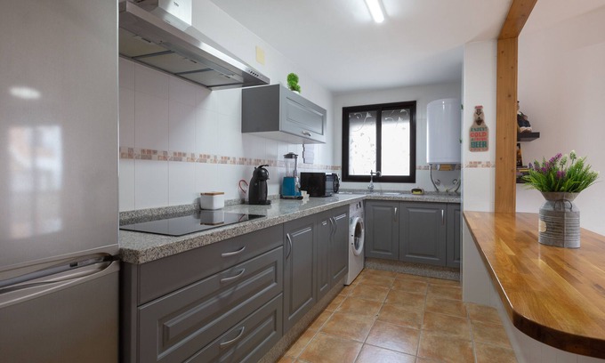 Tolox Apartment | Tolox 2 - One Bedroom Apartment, Sleeps 2