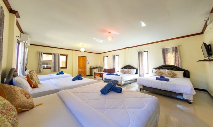 Rayong Hotel | Tom Pizza Resort