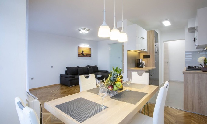 Rijeka Apartment | Top apartment with style