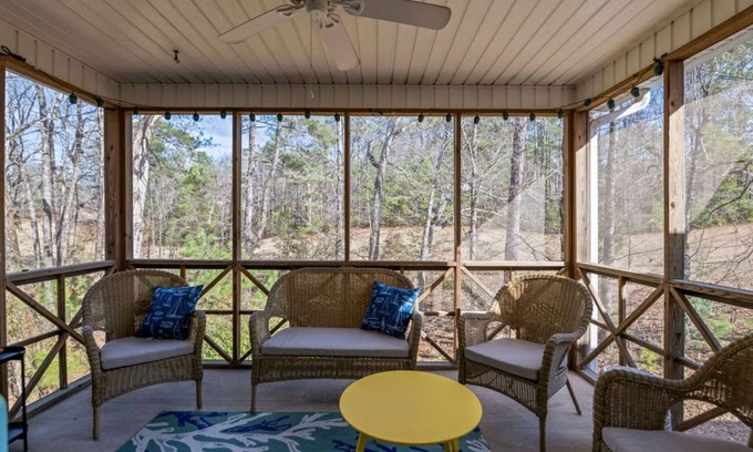 Dadeville Condo | Top Deck at Lake Martin!