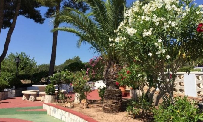 Montserrat Condo | Top floor of a house with pool, available for up to 4 adults