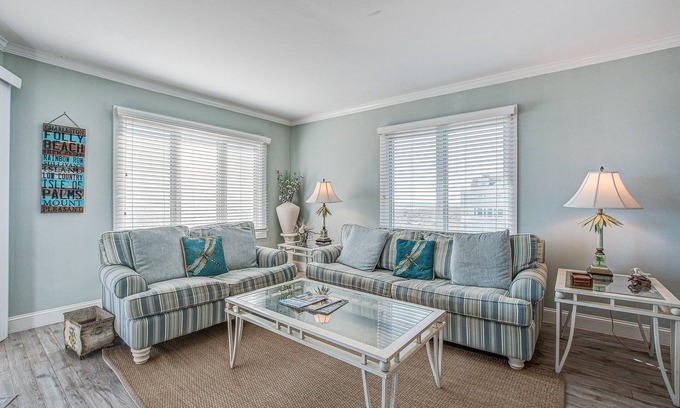 Isle of Palms Villa | Top-floor Oceanfront Villa with spectacular ocean views - prime location