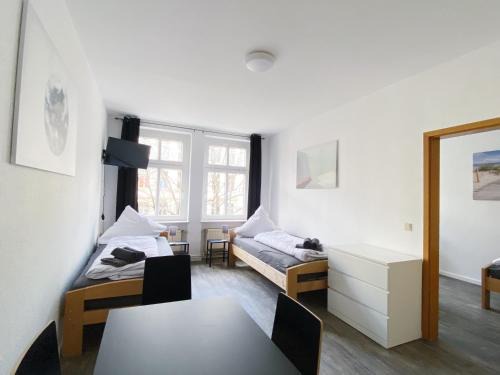 Magdeburg Apartment | Top-Lage Apartments für 4 Personen, Premium mit Doppelbett oder Standard mit Einzelbetten