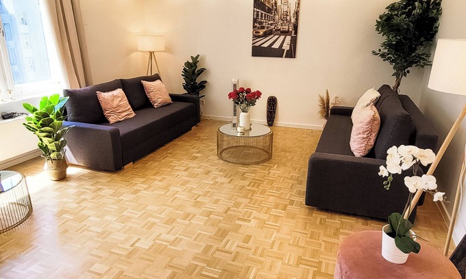 Am Luitpoldpark Apartment | Top location: Schwabing 70m² city apartment WLAN