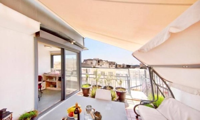 Athens City Centre Apartment | Topfloor stylish apartment with Acropolis view!