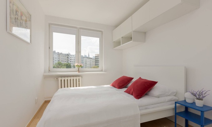Srodmiescie Apartment | Topiel 15B | Unique Apartment | Balcony