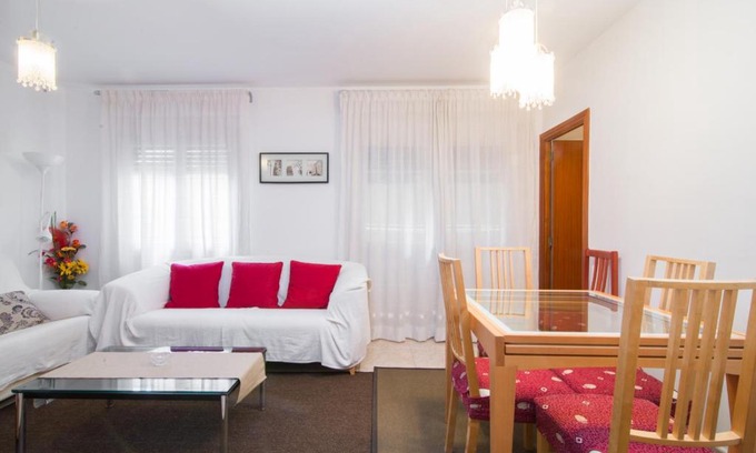 Collblanc y La Torrassa Apartment | TORRASSA FIRA