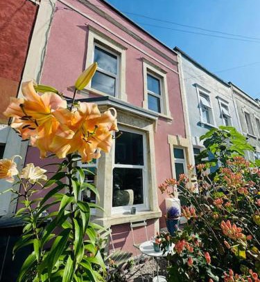 Bristol House | Totterdown House with Views & Garden