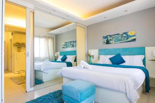Baclaran Apartment | Touristation @ Crowne Bay Tower