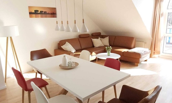 Rhein-Erft-Kreis District Apartment | Tova Cologne - Spacious apartment with lots of comfort in the west of Cologne