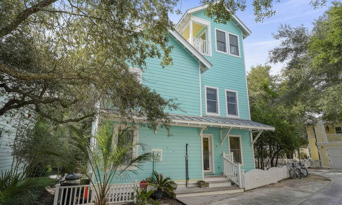 Seaside Cottage | Tower W/Stunning Gulf Views In Seaside, 7 Houses To Beach, 2 Adult Bikes