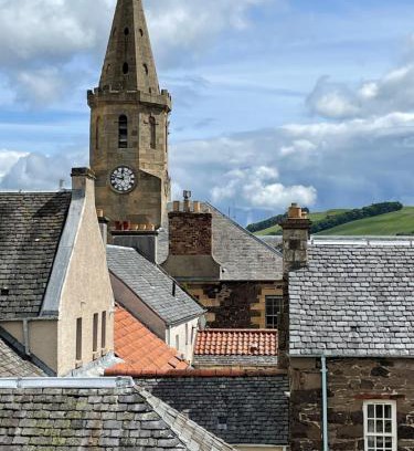 Newburgh House | Towerwell