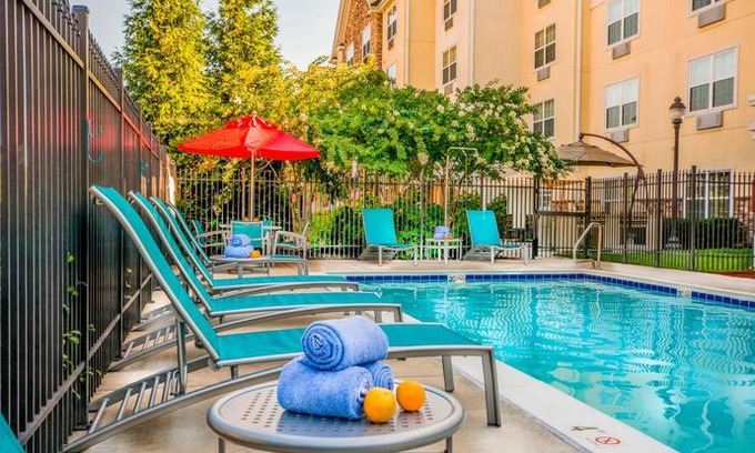 Linthicum Heights Hotel | TownePlace Suites by Marriott Baltimore BWI Airport
