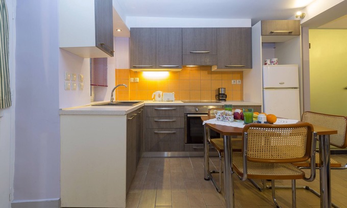 Old Town Apartment | Townhall Studio