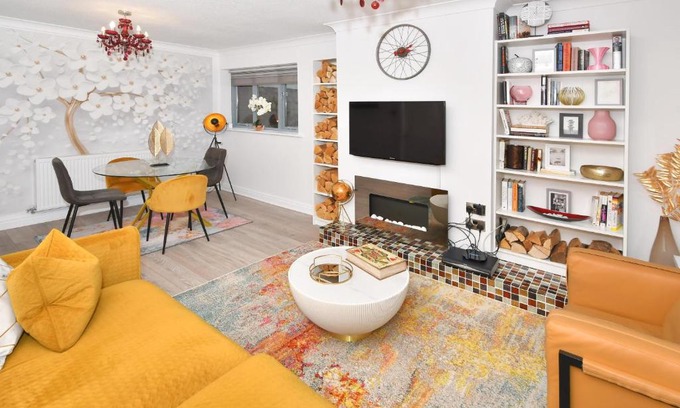 Birmingham House | Townhouse @ Aboyne Close Birmingham