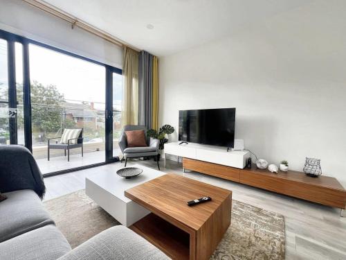 Reservoir Apartment | Townhouse in Reservoir for Family