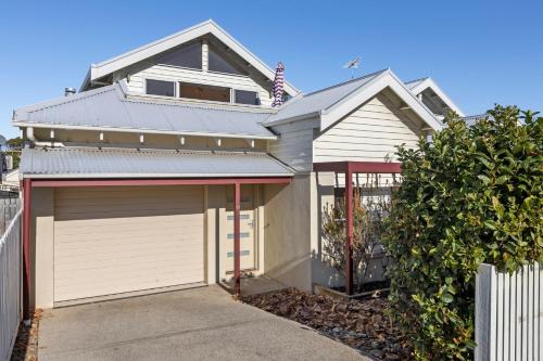 Queenscliff House | Townhouse on King